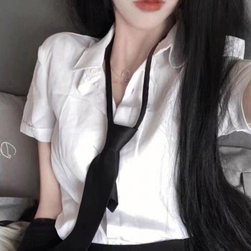 艳谍飘香