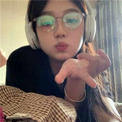 美女食神